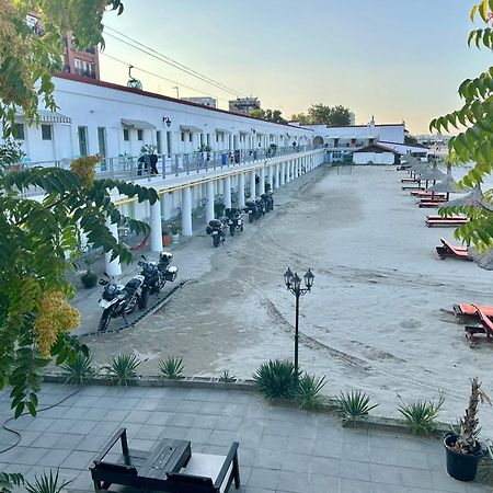 Hostel Cazino Nord Rooms Mamaia Eksteriør bilde
