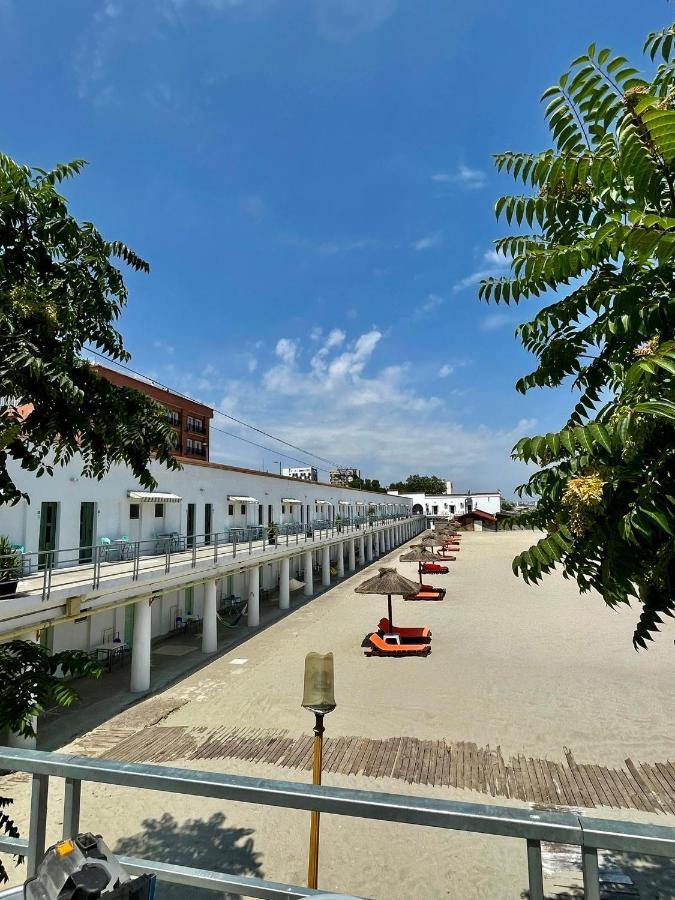 Hostel Cazino Nord Rooms Mamaia Eksteriør bilde