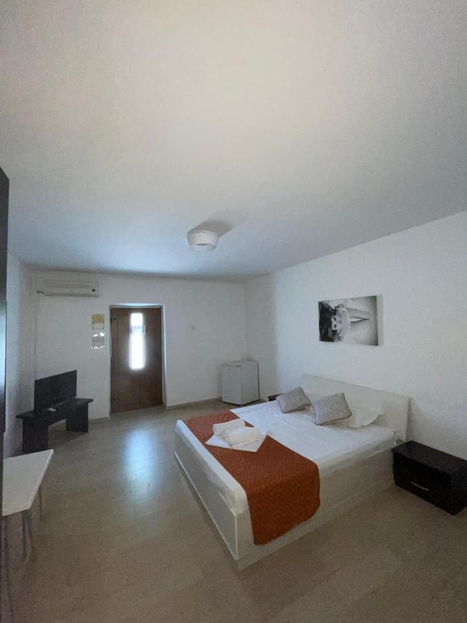 Hostel Cazino Nord Rooms Mamaia Eksteriør bilde