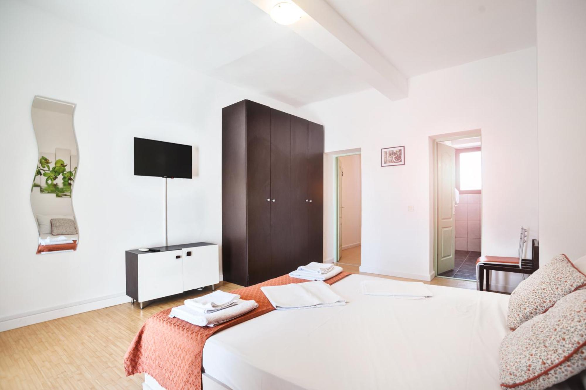 Hostel Cazino Nord Rooms Mamaia Eksteriør bilde