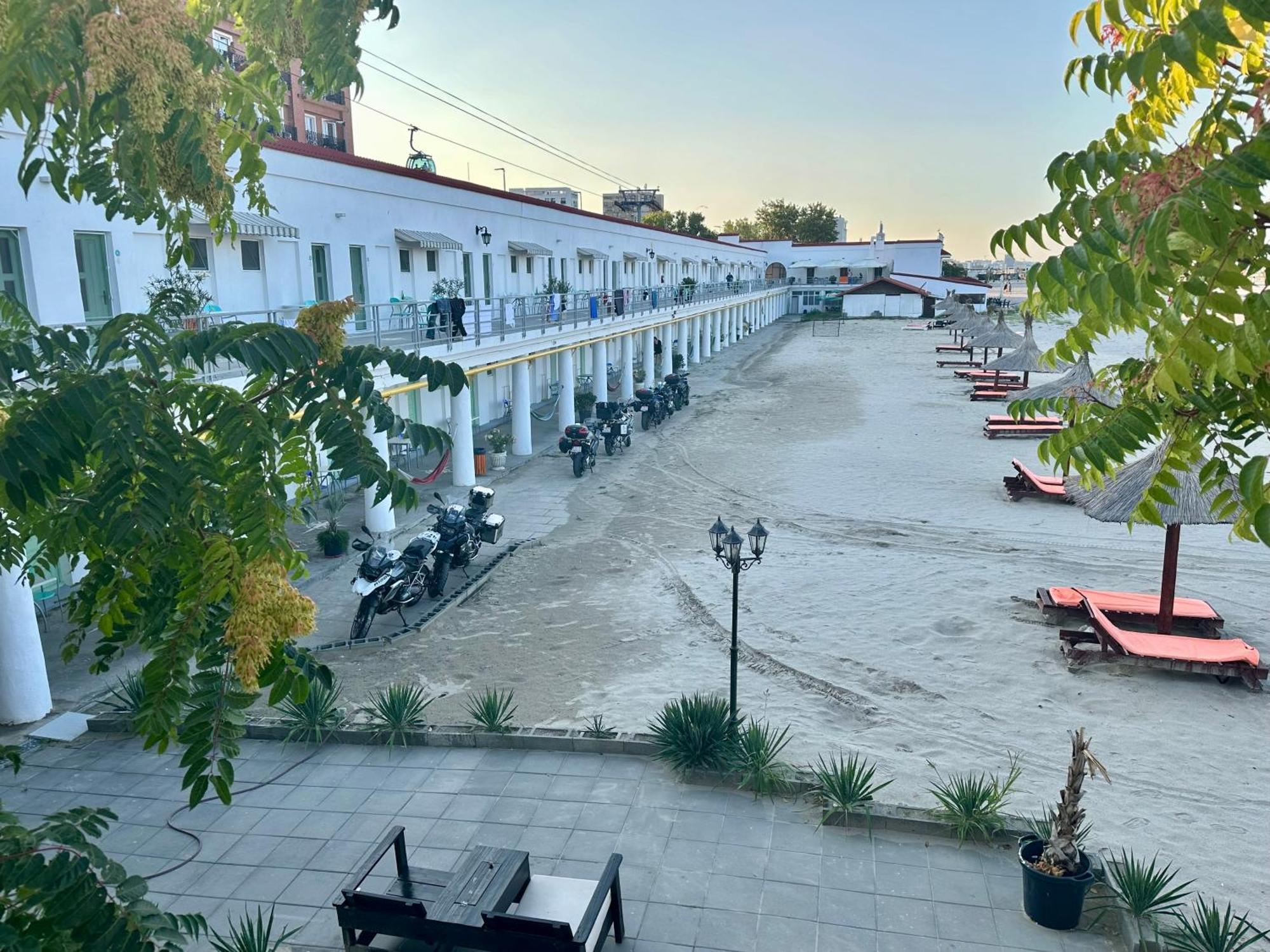 Hostel Cazino Nord Rooms Mamaia Eksteriør bilde